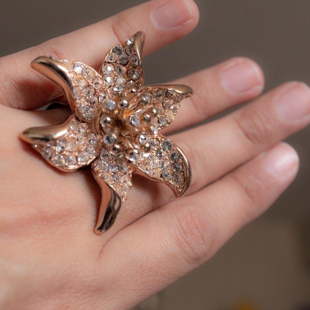 Flower ring crystals rose gold tone - Picture 2 of 5